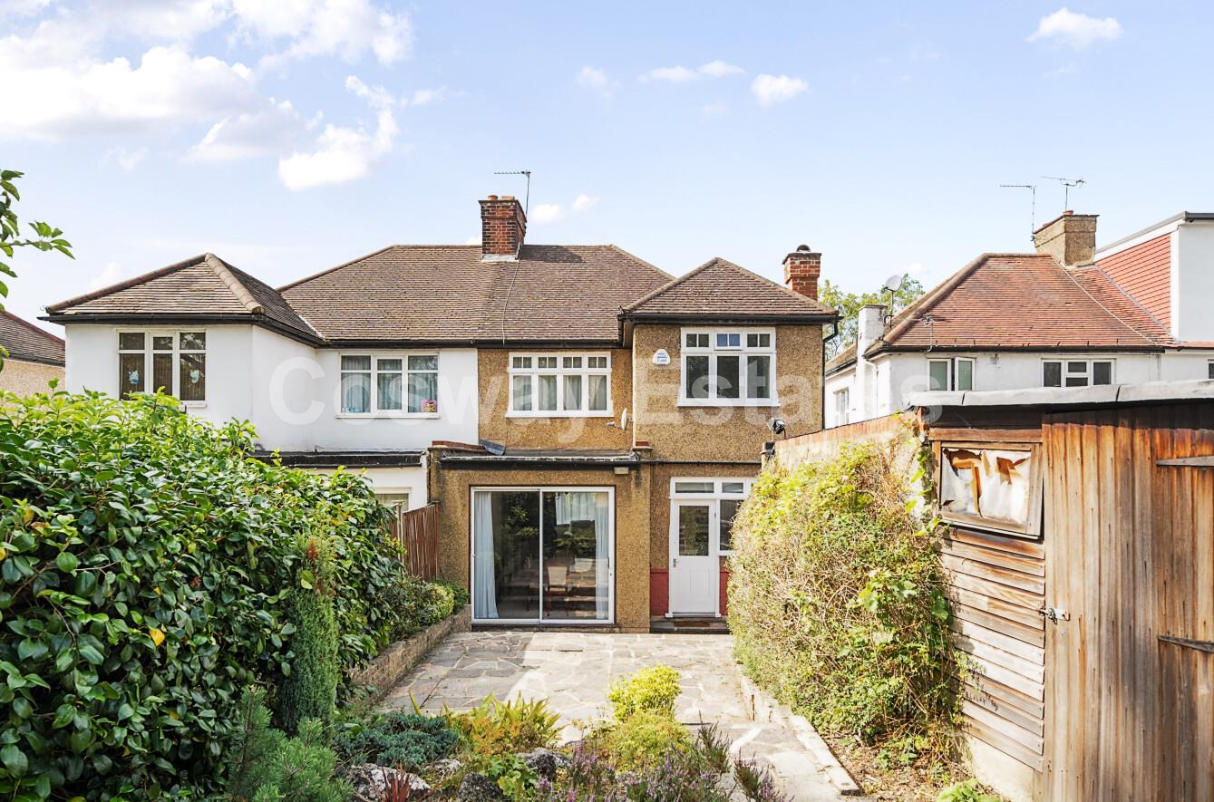 Glendor Gardens, Mill Hill